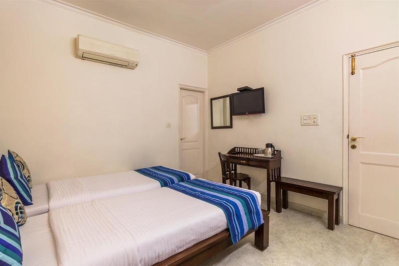 Mehra Residency At The Airport Hotel New Delhi Exterior photo