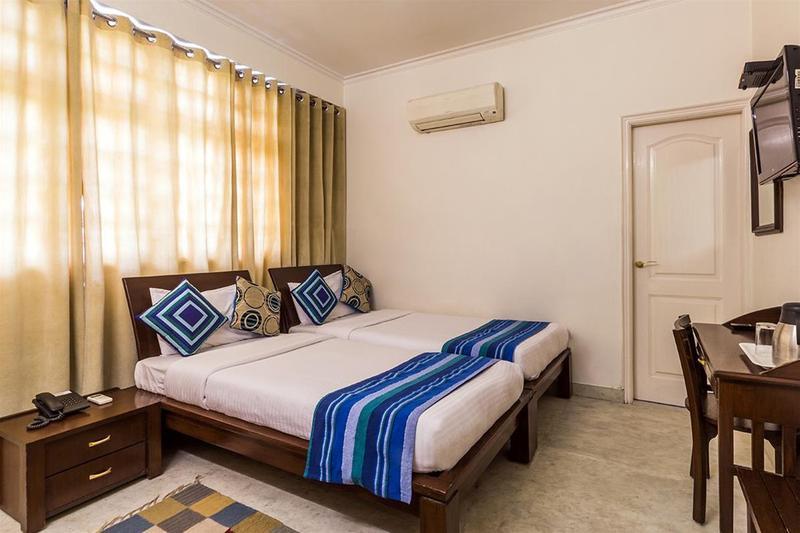 Mehra Residency At The Airport Hotel New Delhi Exterior photo