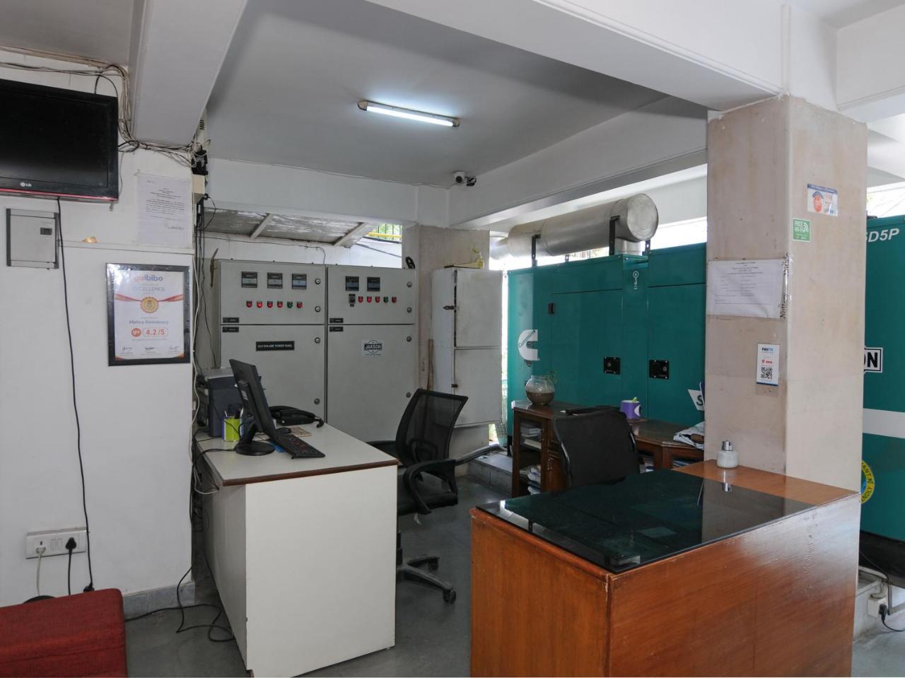 Mehra Residency At The Airport Hotel New Delhi Exterior photo